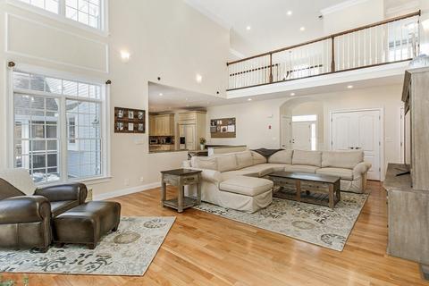 14 Wunschel Dr, Sutton, MA 01590 photo 8