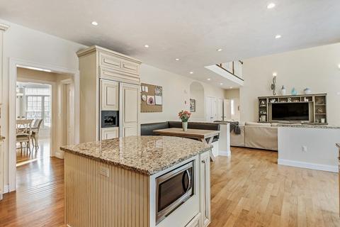 14 Wunschel Dr, Sutton, MA 01590 photo 3