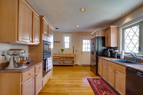 38 Washburn Ave, Needham, MA 02492 photo 13
