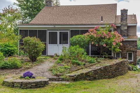 96 Gladding Ln, Sturbridge, MA 01518 photo 4