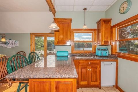 96 Gladding Ln, Sturbridge, MA 01518 photo 6