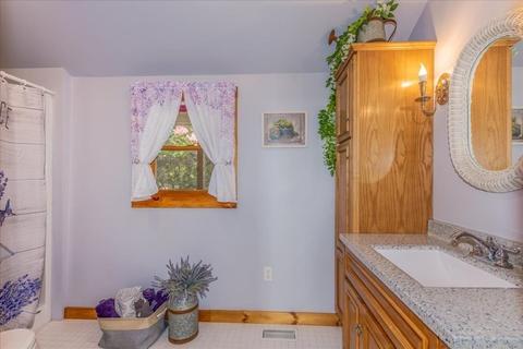 96 Gladding Ln, Sturbridge, MA 01518 photo 18