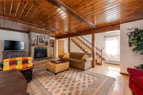 115 Riverside Dr, Dedham, MA 02026 photo 5