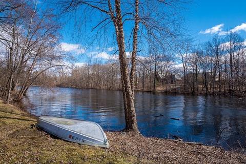 115 Riverside Dr, Dedham, MA 02026 photo 36