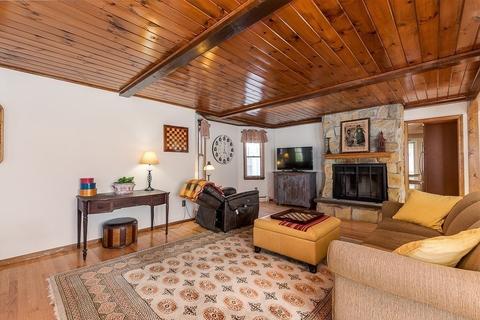 115 Riverside Dr, Dedham, MA 02026 photo 8