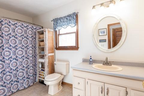 115 Riverside Dr, Dedham, MA 02026 photo 24
