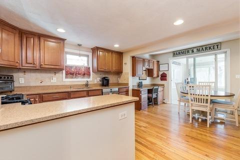 115 Riverside Dr, Dedham, MA 02026 photo 15