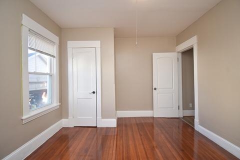 47 Draper St, Springfield, MA 01108 photo 17