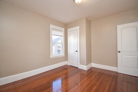 47 Draper St, Springfield, MA 01108 photo 16