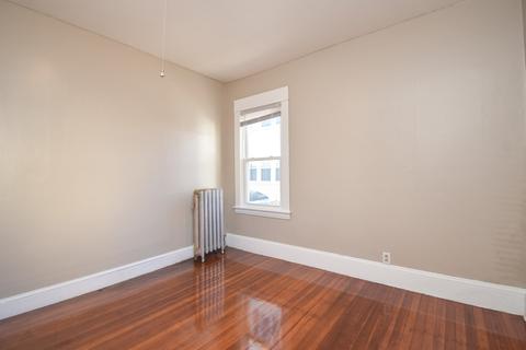 47 Draper St, Springfield, MA 01108 photo 18