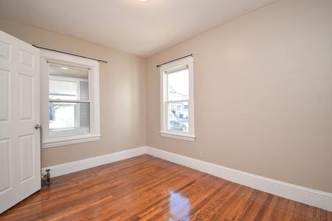 47 Draper St, Springfield, MA 01108 photo 22