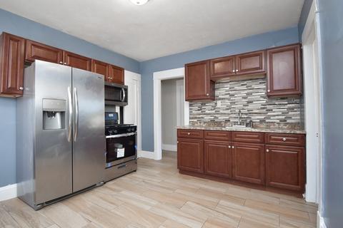 47 Draper St, Springfield, MA 01108 photo 24