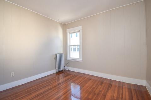 47 Draper St, Springfield, MA 01108 photo 34