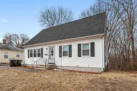 424 High St Ext, Webster, MA 01570 photo 1