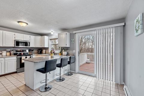 424 High St Ext, Webster, MA 01570 photo 4