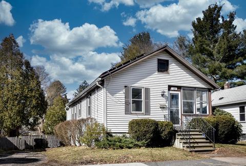 81 Gilbert St, Framingham, MA 01702 photo 1