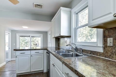 81 Gilbert St, Framingham, MA 01702 photo 10