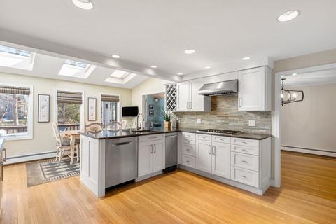 22 Gilbert, Needham, MA 02492 photo 8