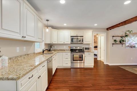 6 Fourwinds Dr, Ashburnham, MA 01430 photo 5
