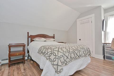8 5th St, Webster, MA 01570 photo 26