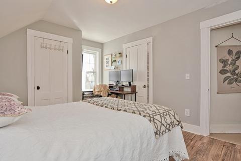 8 5th St, Webster, MA 01570 photo 27