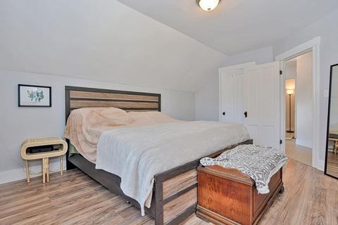 8 5th St, Webster, MA 01570 photo 23