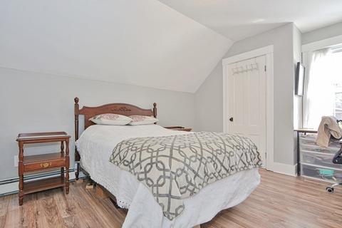 8 5th St, Webster, MA 01570 photo 25