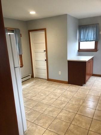 24 Locust St, Danvers, MA 01923 photo 7