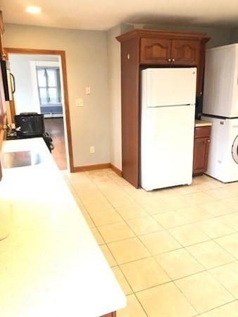 24 Locust St, Danvers, MA 01923 photo 9
