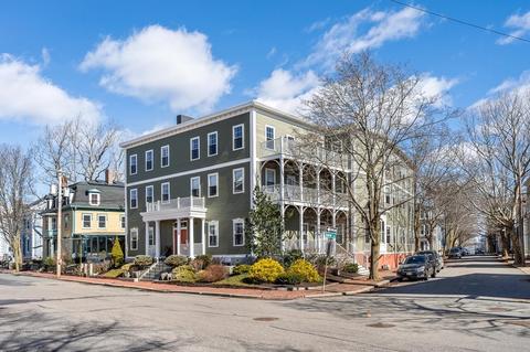 98 Washington Sq #4, Salem, MA 01970 photo 1