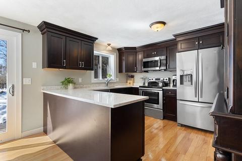 8 Cobblers Ln, Beverly, MA 01915 photo 1