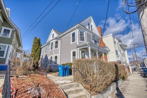 28 Berkeley St, Lawrence, MA 01841 photo 2