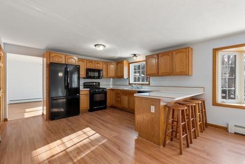 21 Wakefield Ave, Webster, MA 01570 photo 7