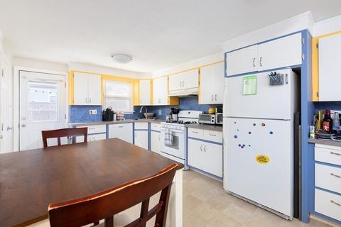 457 E 5th St, Boston, MA 02127 photo 4