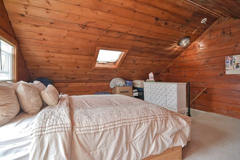 8 Maple Ave, Danvers, MA 01923 photo 19