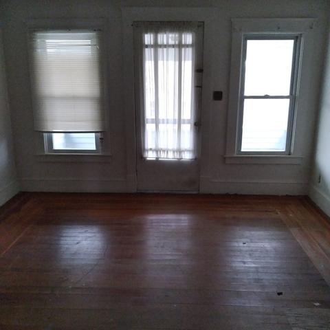 45 Forest St, Chicopee, MA 01013 photo 10