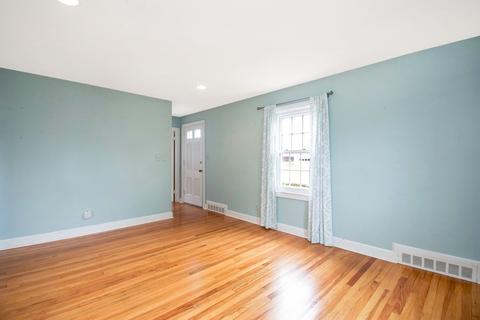 101 Derryfield Ave, Springfield, MA 01118 photo 15