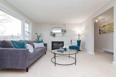 4 Ray St, Danvers, MA 01923 photo 2