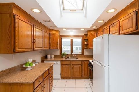 4 Ray St, Danvers, MA 01923 photo 10