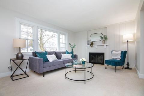 4 Ray St, Danvers, MA 01923 photo 1