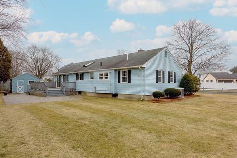 4 Ray St, Danvers, MA 01923 photo 25