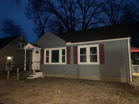 35 Georgetown St, Springfield, MA 01104 photo 1