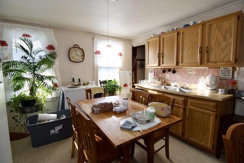 62 Massachusetts Ave, Springfield, MA 01109 photo 35