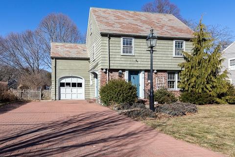 17 Robert Rd, Marblehead, MA 01945 photo 1