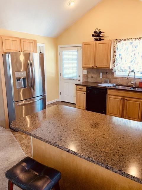 15 Terry Ln, Fall River, MA 02720 photo 4