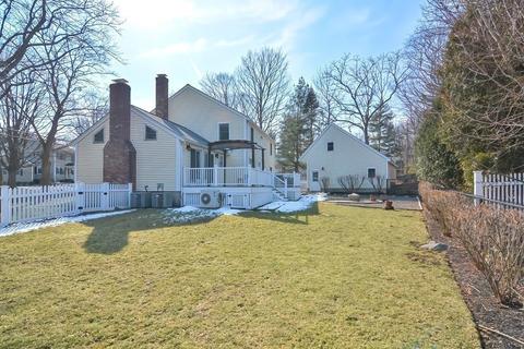 186 South St, Reading, MA 01867 photo 3