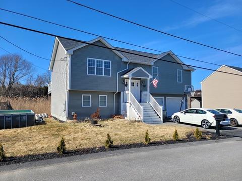95 Frederick St, Fall River, MA 02724 photo 2