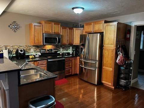 17 Renfrew St, Worcester, MA 01604 photo 5