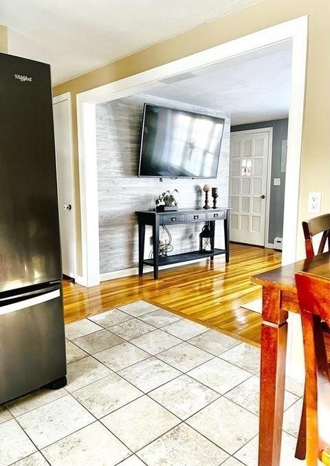 45 Sunrise Ter, Springfield, MA 01109 photo 9