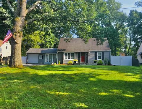 45 Sunrise Ter, Springfield, MA 01109 photo 1